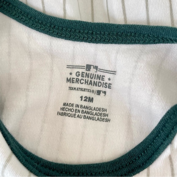 Oakland A’s / Athletics Set of 2 Baby Onesies Creepers Bodysuits Merch Size 12M - Picture 4 of 11